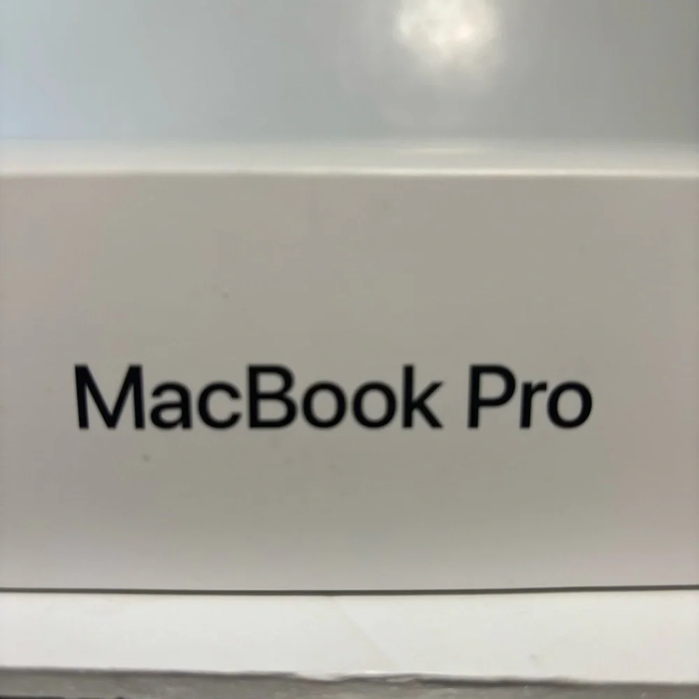 MacBook Pro Apple 14” EMPTY BOX ONLY EXCELLENT CONDITION